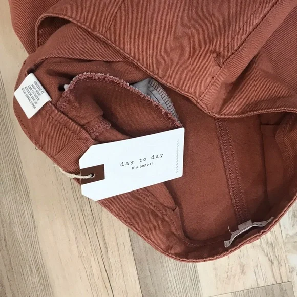 NWT Day to Day Blu Pepper Rust skirt sz Large - Picture 8 of 8